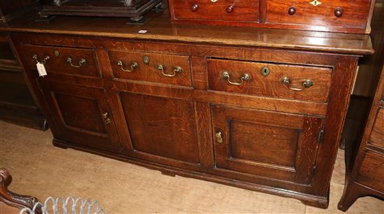 A George III oak dresser